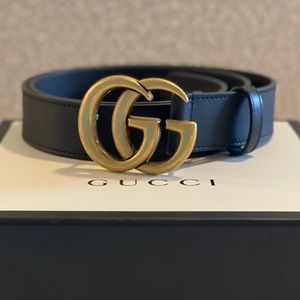 Gucci Leather belt with Double G buckle